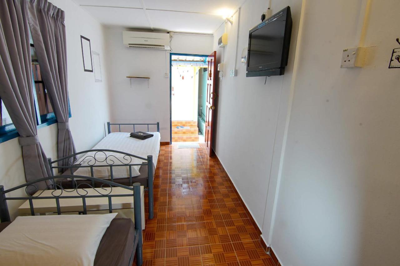 Готель Vagary Pangkor Pekan Pangkor Екстер'єр фото